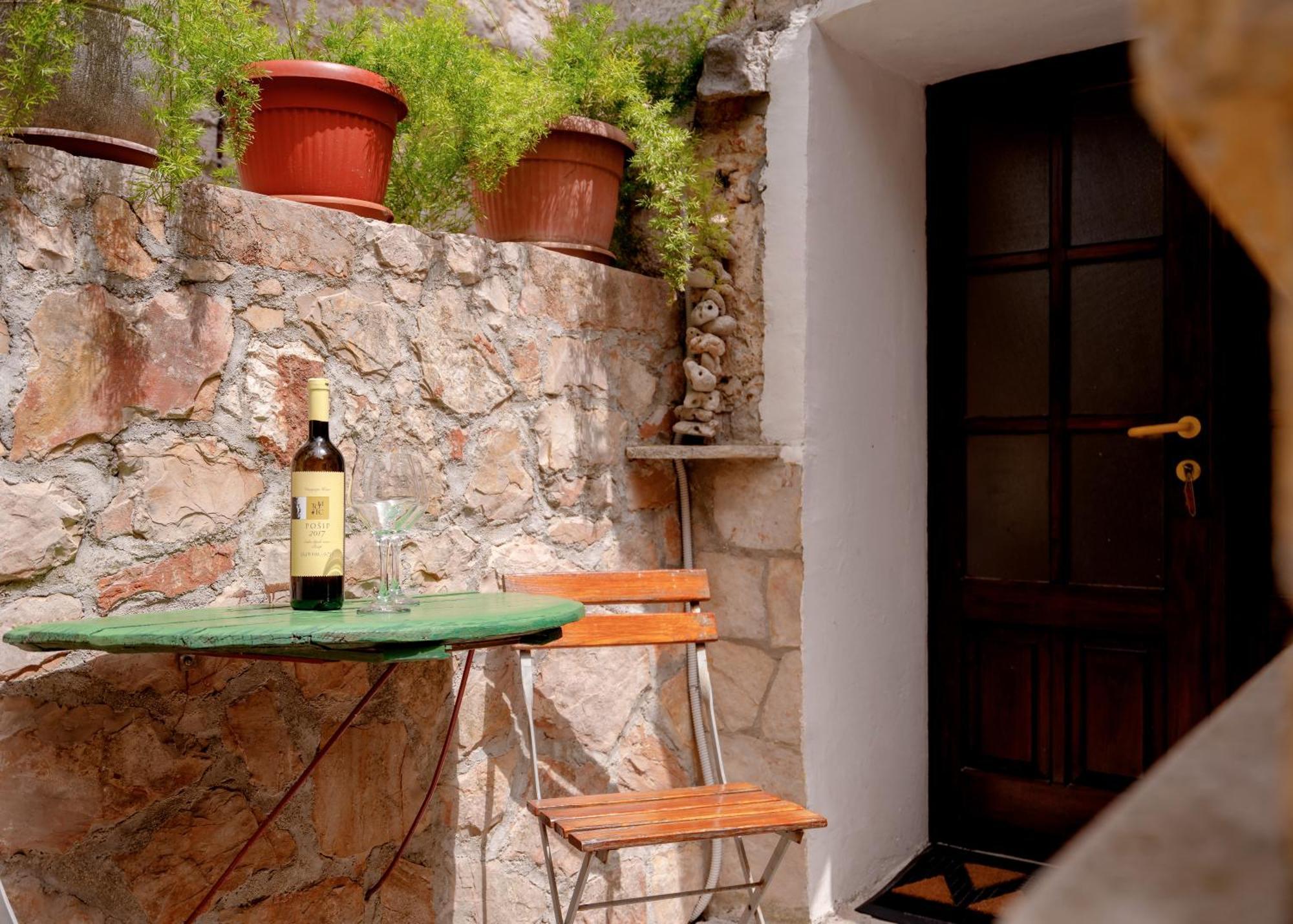 Holiday Home Skala With Hot Tub & Kala With Terrace Pitve Экстерьер фото